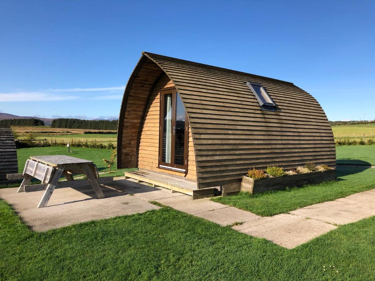 Вилла Loch Shin Glamping Pods Лэрг Экстерьер фото